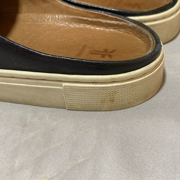 Frye Woman’s Slip On Black Leather Mule Shoe With Rubber Soles, Size 7. - Picture 11 of 12